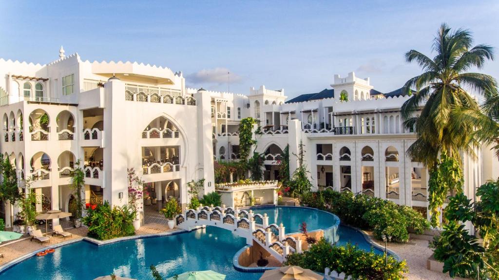 Madinat Al Bahr Palatial Exterior
